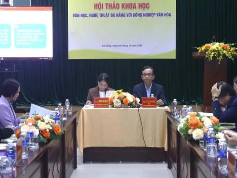 Phát triển các ngành công nghiệp văn hóa trên nền tảng văn học - nghệ thuật